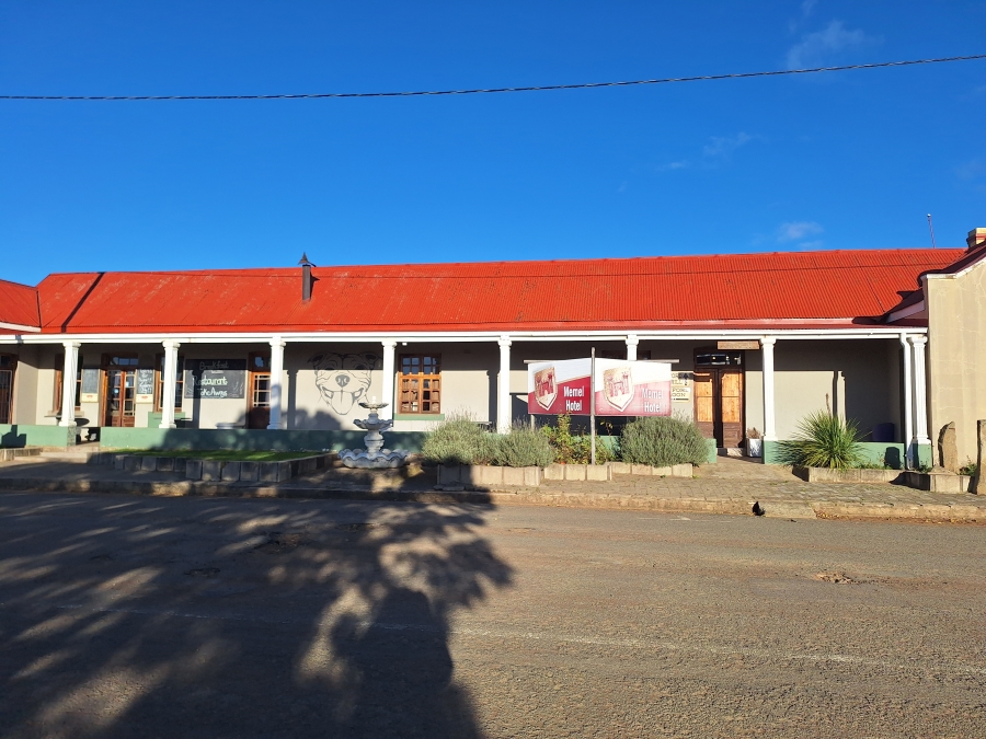 8 Bedroom Property for Sale in Memel Free State